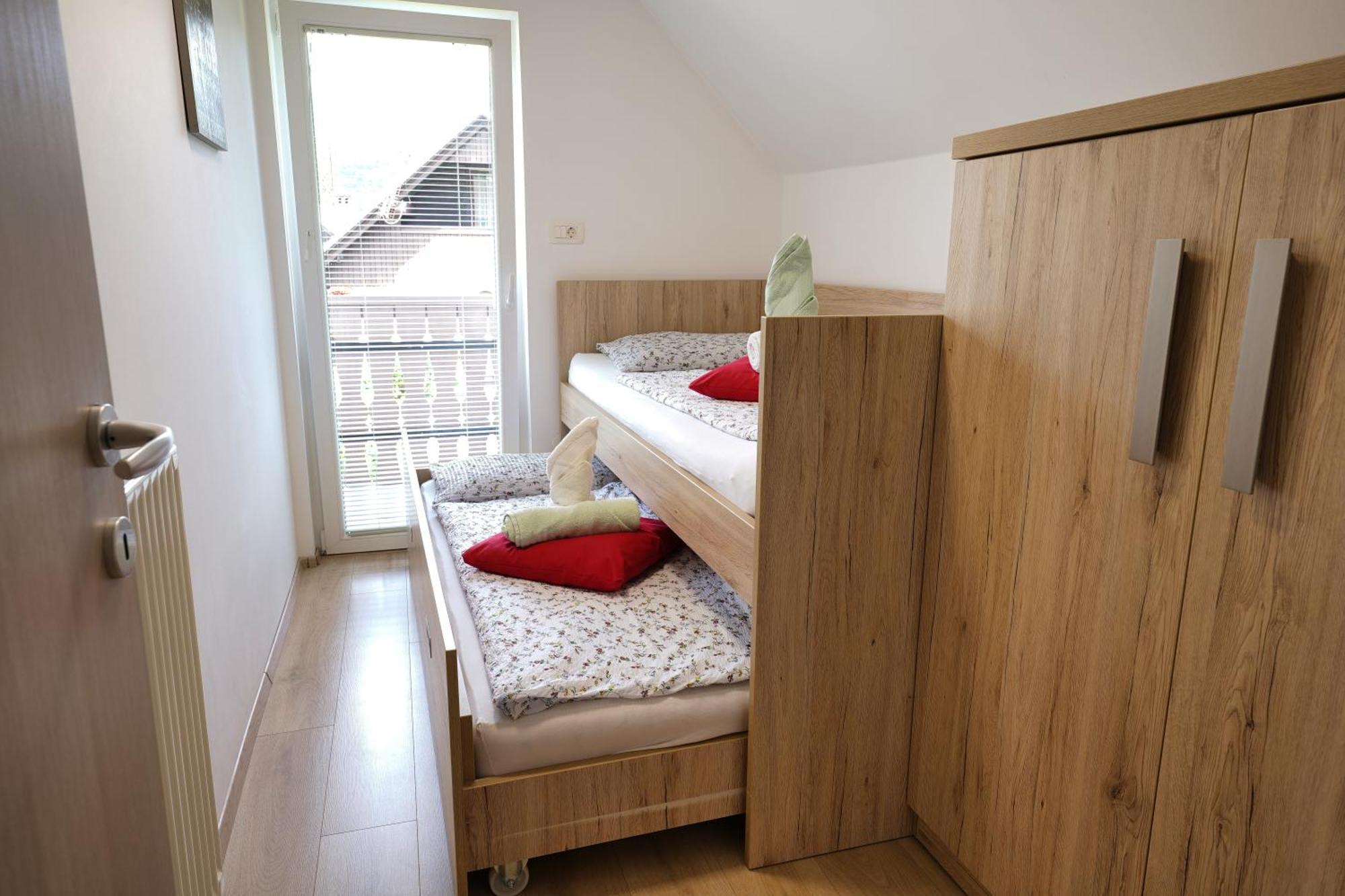 Apartma Simona Бохин Екстериор снимка